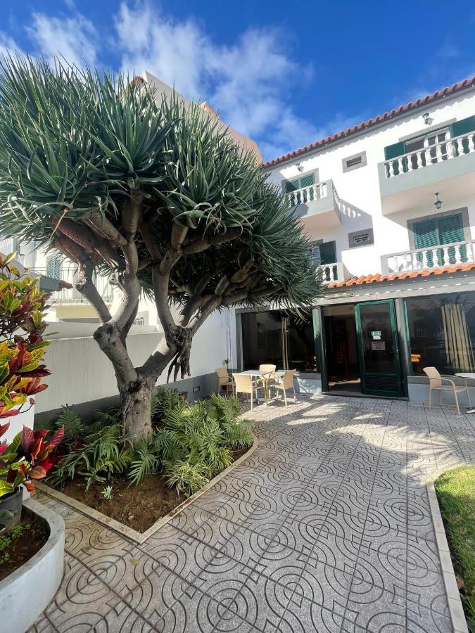 Valhalla Panorama - The Old Residencial Pina Gasthuis Funchal (Madeira)